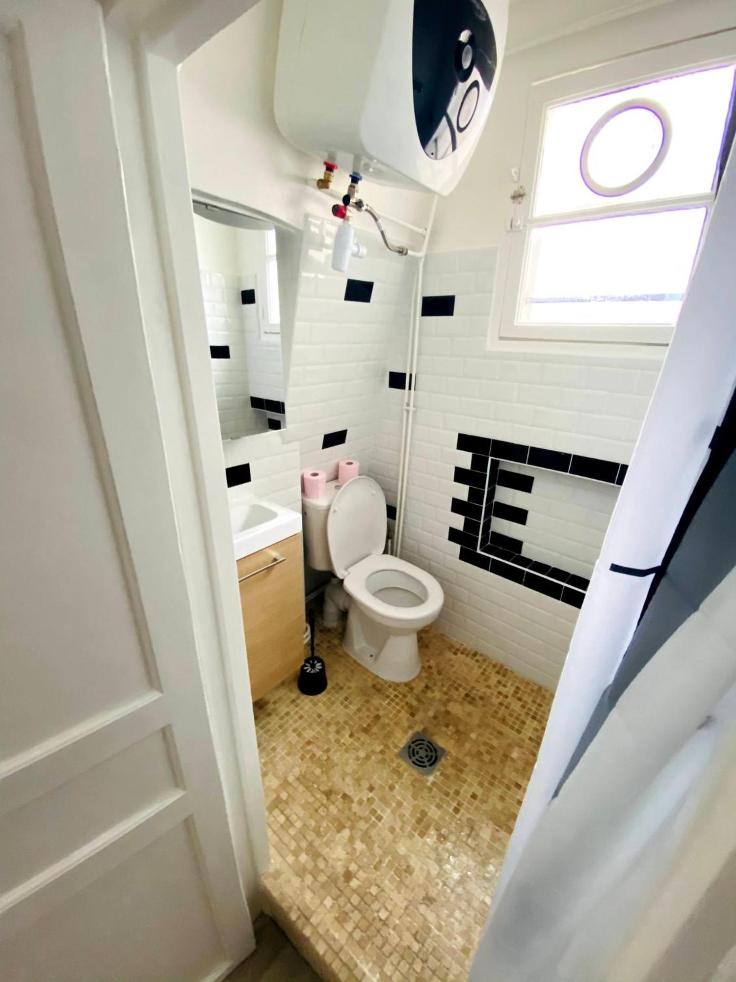 Studio Cosy Tout Amenage Bassin De La Appartamento Parigi